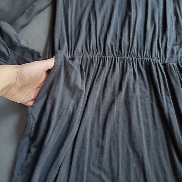 Lulu's Black Soft Dress - Picture 4 of 9